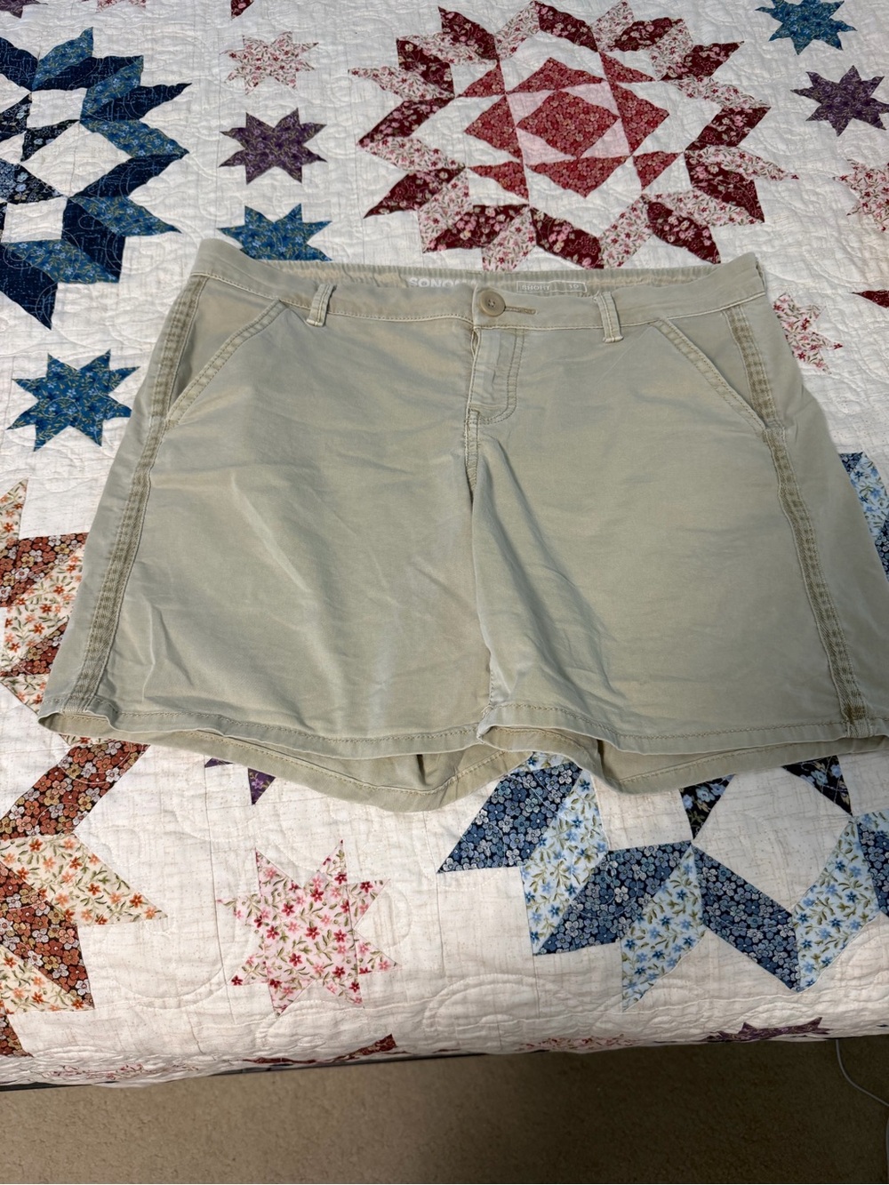 Classic Women's Khaki Shorts - Comfortable Everyday Short